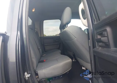 2016 Ram 1500 Express z USA, uszkodzony, nr VIN 1C6RR7FT9GS310726